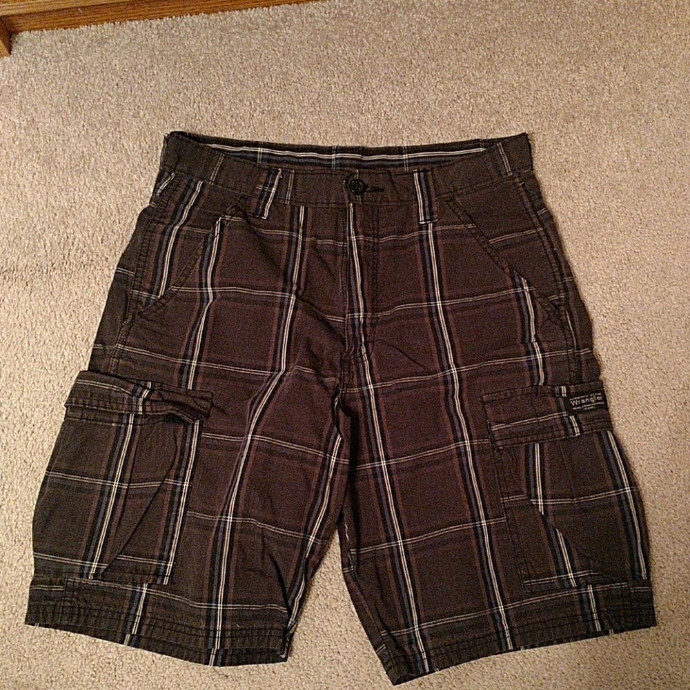 Men's cargo shorts